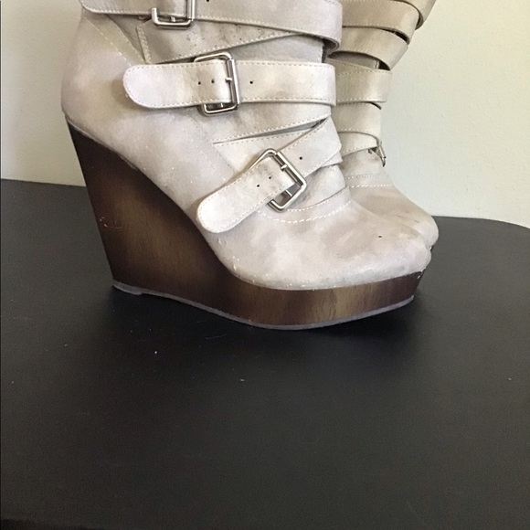 Buckle booties - Picture 2 of 5